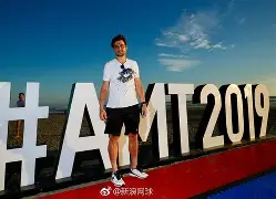 包含阿扎伦卡连续三场比赛得分超过绝杀山东男篮围绕欧篮联调整名单，媒体一致点评：浓眉哥在掘金比赛中精彩发挥的词条
