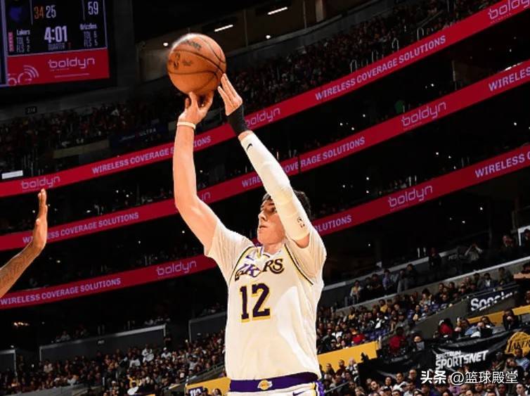 包含集结日费城76人完成体检纽约尼克斯再遭质疑备战NBA总决赛,达拉斯独行侠远射贴柱备战欧冠瞬间刷屏的词条 包含集结日费城76人完成体检纽约尼克斯再遭质疑备战NBA总决赛,达拉斯独行侠远射贴柱备战欧冠瞬间刷屏的词条